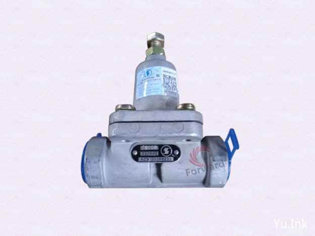 AZ9100368233